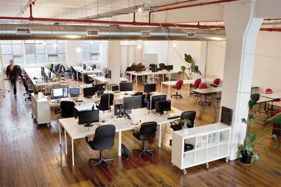 لذت کار کردن کنار هم لذت کار کردن کنار هم