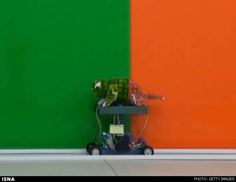 آفتاب‌پرست رباتیکی که تغییر رنگ می‌دهد