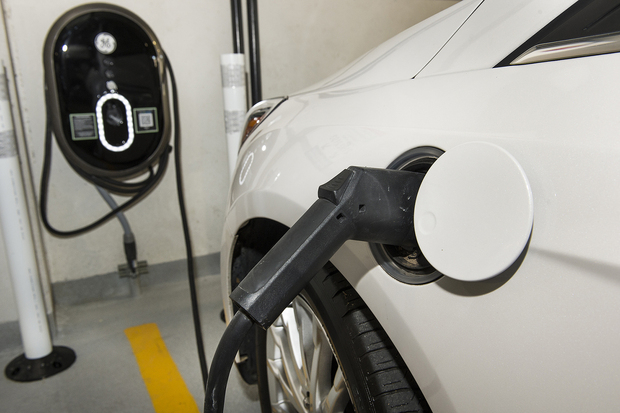 کاهش زمان شارژ خودروهای برقی به 15 دقیقه