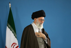 رهبر انقلاب: سخن امروز من تأکید بر احساس مسوولیت همگانی است