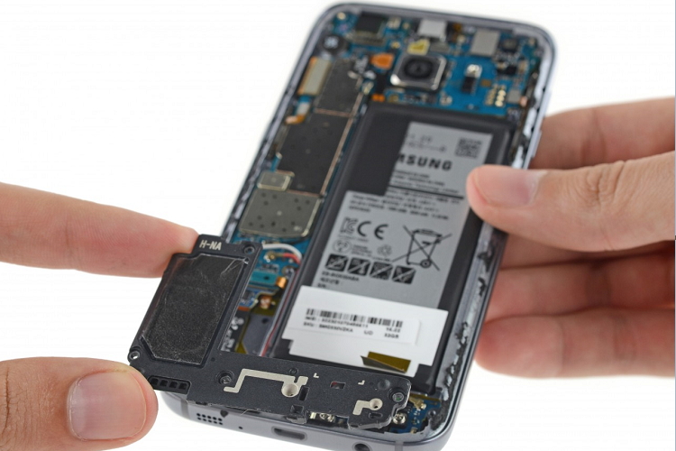 تعمیر گلکسی اس7 مشکلتر از نسل قبل شده است تعمیر گلکسی اس7 مشکلتر از نسل قبل شده است