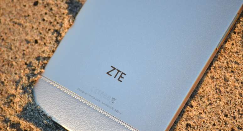 ZTE با A2017 به جمع پرچمداران میپیوندد ZTE با A2017 به جمع پرچمداران میپیوندد