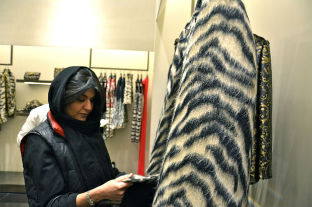 گزارش رادیو آمریکا از افتتاح فروشگاه برند ایتالیایی در تهران