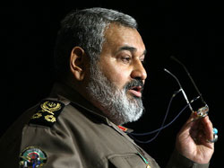 فیروزآبادی: اقتدار دفاعی ما پشتوانه مذاکره کنندگان است فیروزآبادی: اقتدار دفاعی ما پشتوانه مذاکره کنندگان است