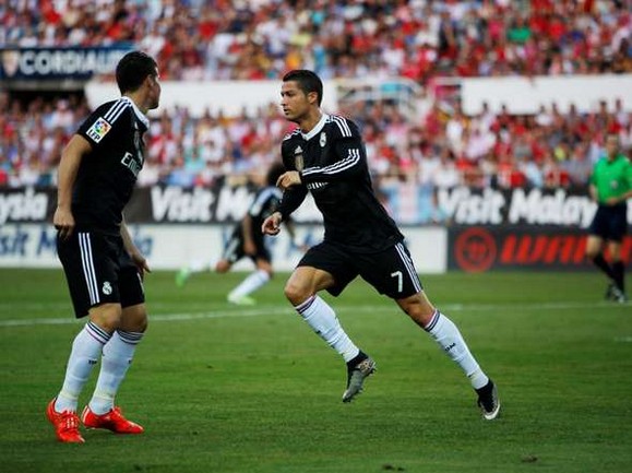 سویا 2 - رئال مادرید 3 / ادامه تعقیب و گریرز در صدر لالیگا(عکس)