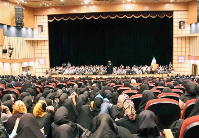 بازگشت پدیده شهاب مرادی به دانشگاه ها + عکس