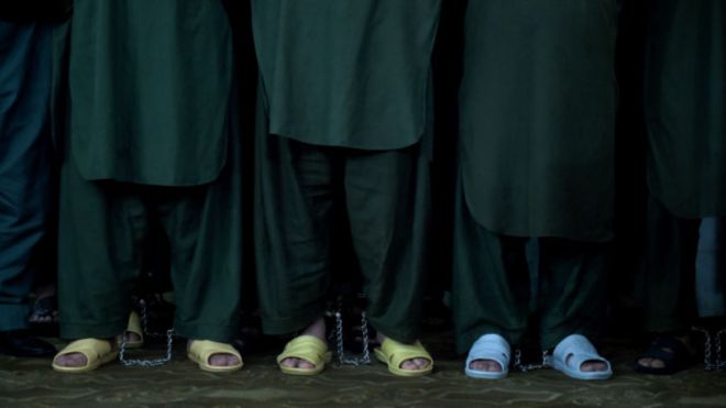 رای دادگاه پرونده فرخنده اعلام شد؛ یک سال زندان برای 11 پلیس رای دادگاه پرونده فرخنده اعلام شد؛ یک سال زندان برای 11 پلیس