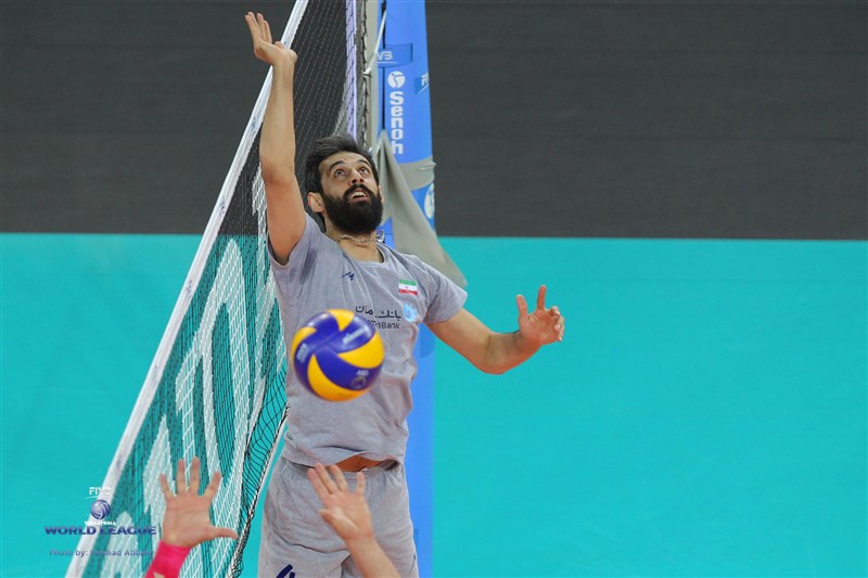 تمرین تیم ملی والیبال ایران در سالن چنستوهوا(گزارش تصویری)