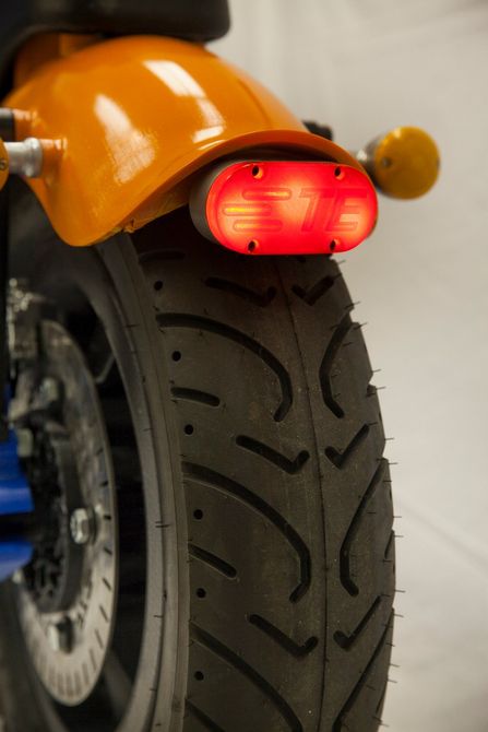 نمایش اولین موتورسیکلت پرینت شده واقعی نمایش اولین موتورسیکلت پرینت شده واقعی