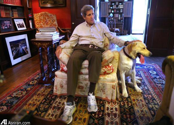 جان کری،سگش و فرش ایرانی (عکس)