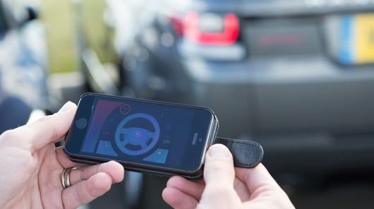 کنترل خودرو با گوشی هوشمند به واقعیت پیوست کنترل خودرو با گوشی هوشمند به واقعیت پیوست