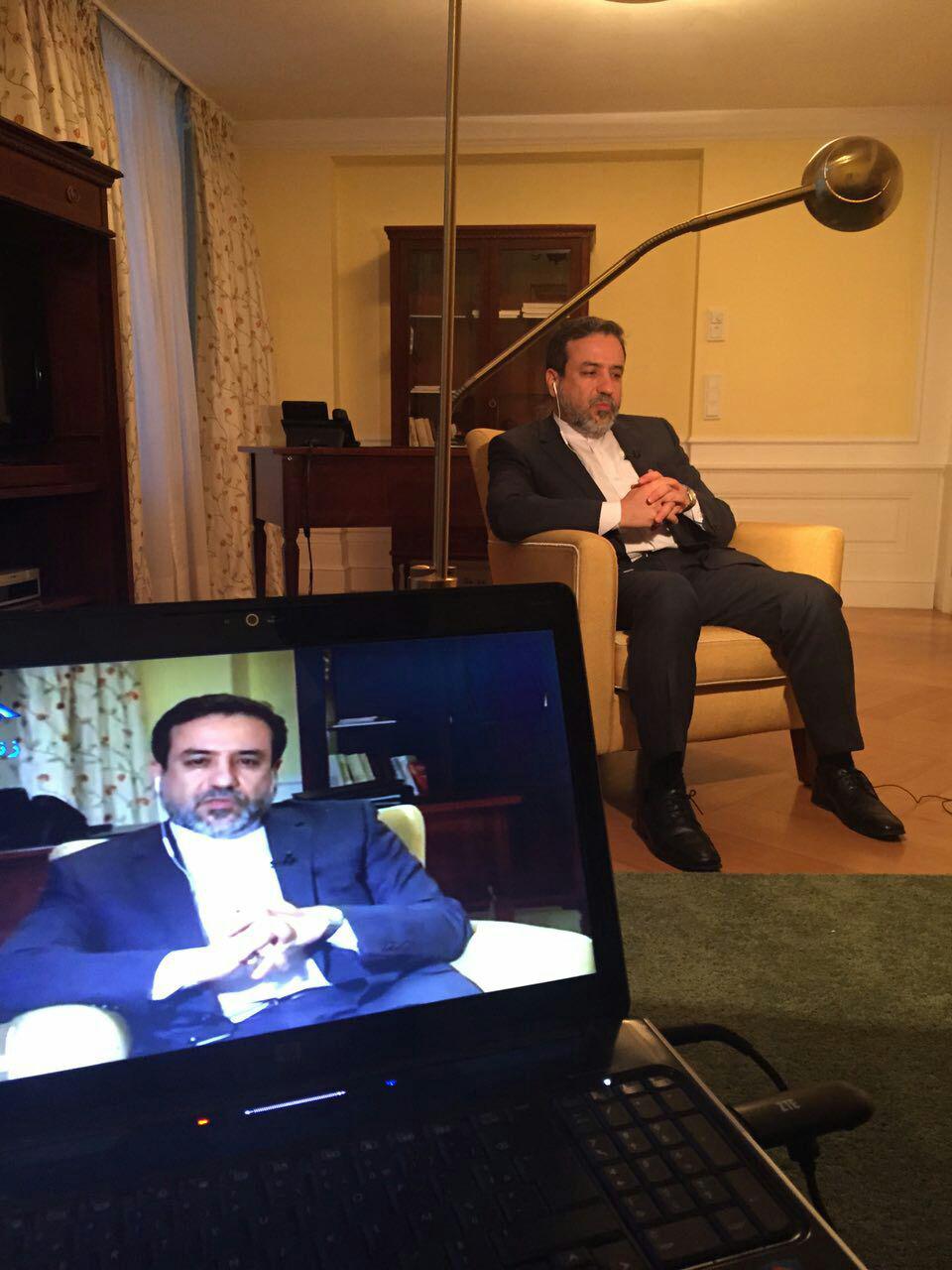 عراقچی:اصل تحریم ها هسته ای است/ توقف تحریمها در روز توافق/ تماس مستمر امن با تهران عراقچی:اصل تحریم ها هسته ای است/ توقف تحریمها در روز توافق/ تماس مستمر امن با تهران