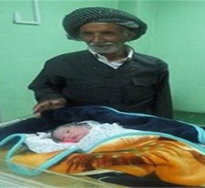 پیرمرد ۱۰۱ ساله سردشتی پدرشد(+عکس) پیرمرد ۱۰۱ ساله سردشتی پدرشد(+عکس)