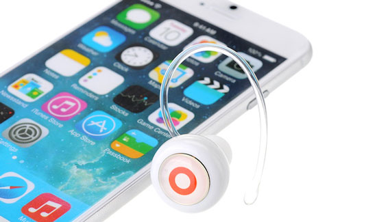 کوچکترین هدست جهان (عکس)