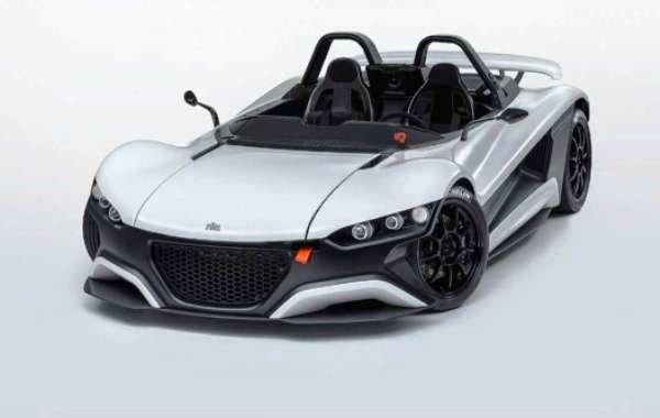 این خودروی اسپرت تنها ۶۹۵ کیلوگرم وزن دارد