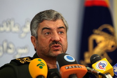 فرمانده کل سپاه: سپاه آماده واکنش سریع و خشن برای پاسخگو کردن آل سعود فرمانده کل سپاه: سپاه آماده واکنش سریع و خشن برای پاسخگو کردن آل سعود