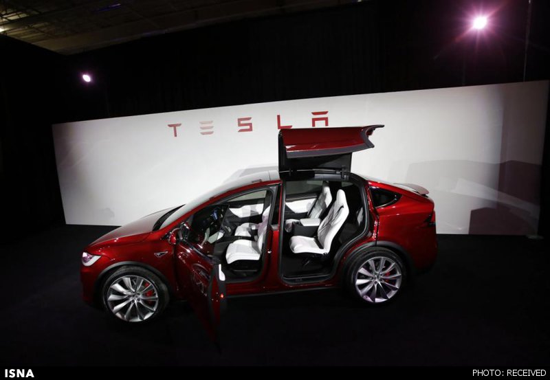 شاسی بلند لوکس برقی تسلا به بازار آمد شاسی بلند لوکس برقی تسلا به بازار آمد