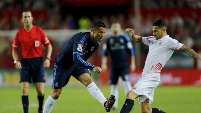 سویا 3-2 رئال مارید / بارسلونا صدرنشین شد(+عکس) سویا 3-2 رئال مارید / بارسلونا صدرنشین شد(+عکس)