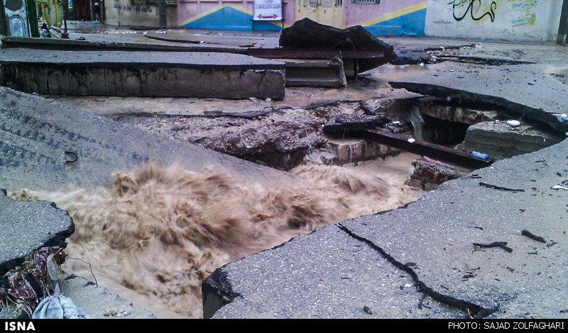 باران و سیل ایلام را به تعطیلی کشاند/ 2 کشته تاکنون