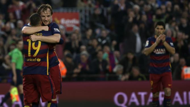 بارسلونا 2 - 2 دیپورتیوو / سومین تساوی متوالی بارسا(+عکس/جدول) بارسلونا 2 - 2 دیپورتیوو / سومین تساوی متوالی بارسا(+عکس/جدول)