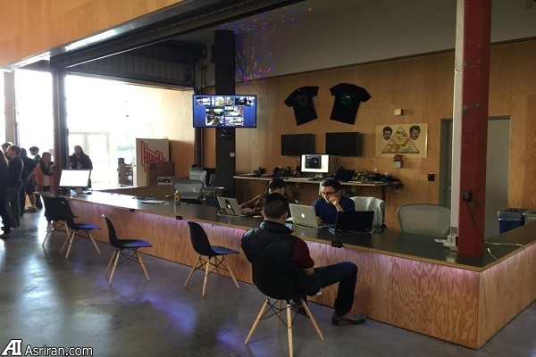 در پشت صحنه فیسبوک در پشت صحنه فیسبوک