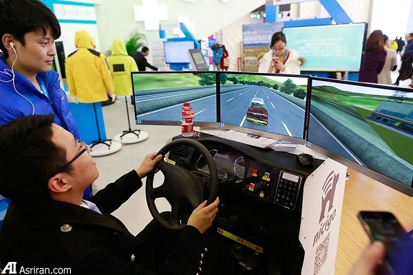 نگاهی گذرا به نمایشگاه «نور اینترنت» نگاهی گذرا به نمایشگاه «نور اینترنت»