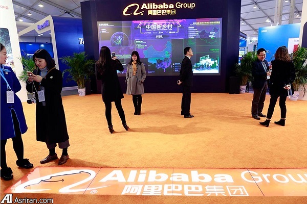 نگاهی گذرا به نمایشگاه «نور اینترنت» نگاهی گذرا به نمایشگاه «نور اینترنت»