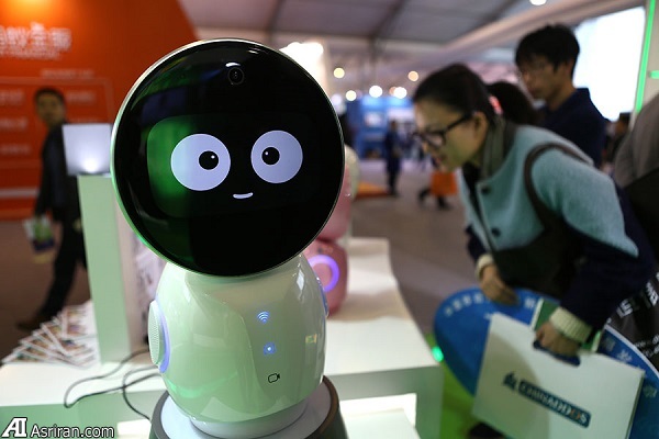 نگاهی گذرا به نمایشگاه «نور اینترنت» نگاهی گذرا به نمایشگاه «نور اینترنت»