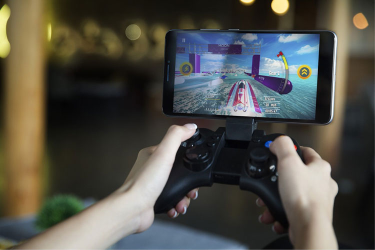 معرفی فبلت جدید لنوو با نمایشگر بزرگ 7 اینچی معرفی فبلت جدید لنوو با نمایشگر بزرگ 7 اینچی