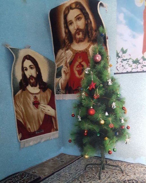 حال و هوای کریسمس در کوچک‌ترین کلیسای ایران