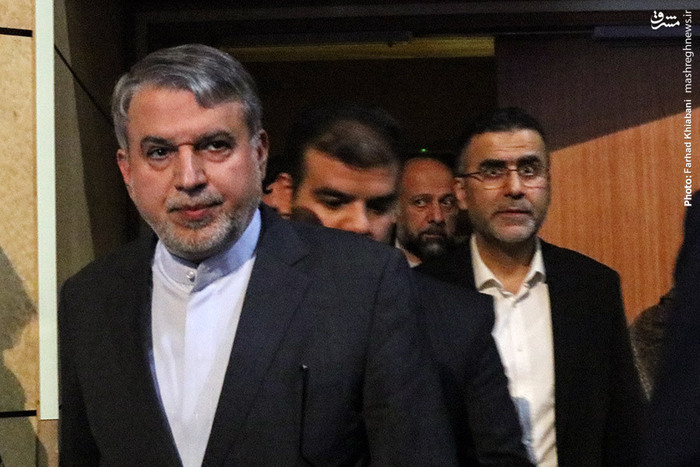 افتتاحیه سی و پنجمین جشنواره فیلم فجر (+عکس)