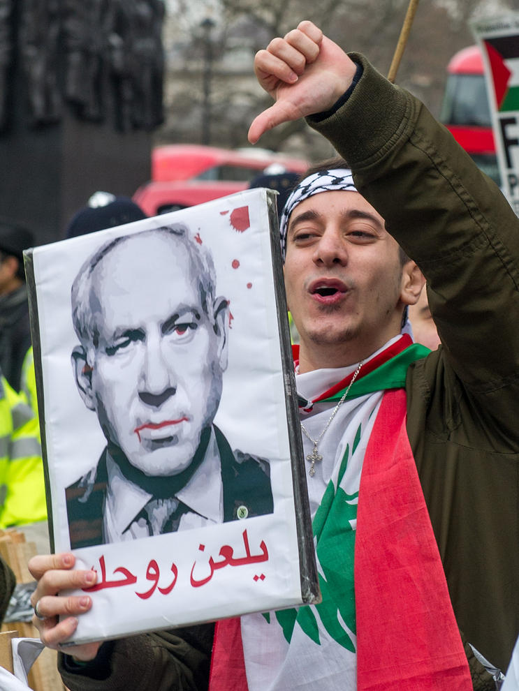 استقبال خاص فلسطینی ها از نتانیاهو در لندن (+عکس)