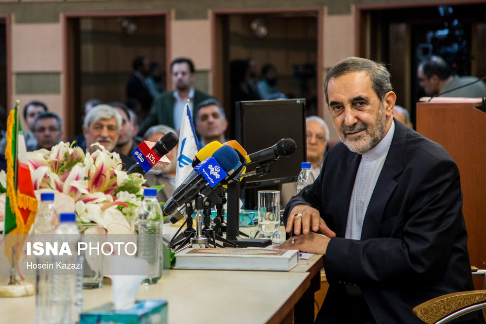 نشست خبری رئیس هیات موسس دانشگاه آزاد (+عکس)