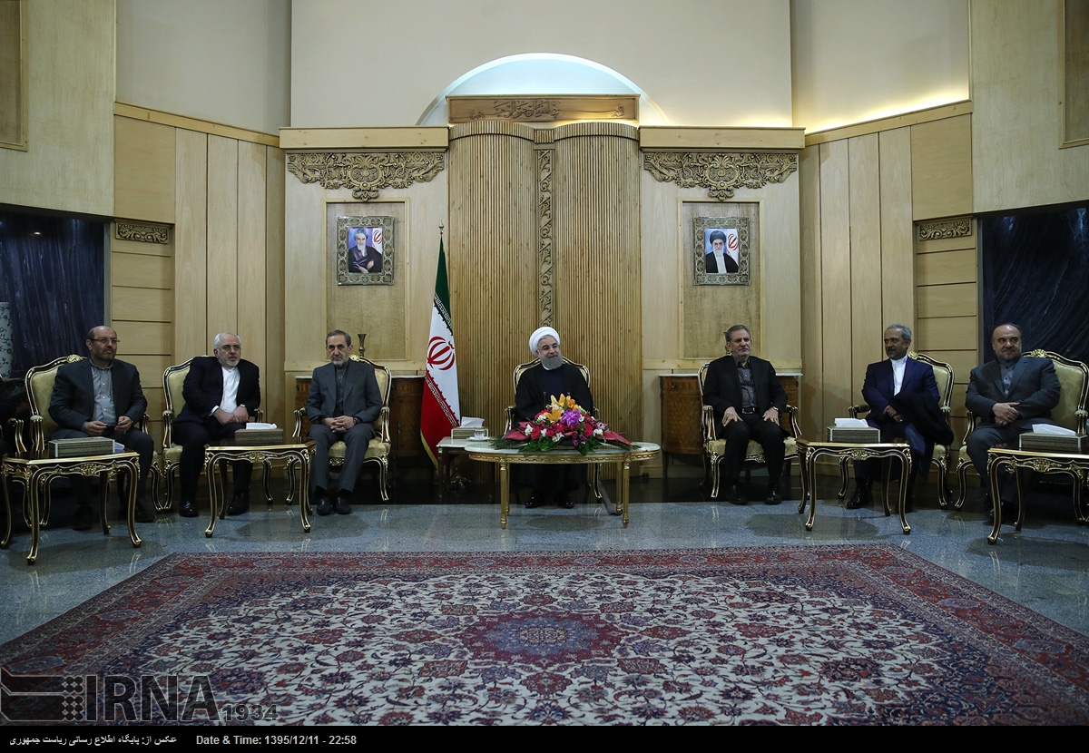 بازگشت روحانی به تهران (+عکس)