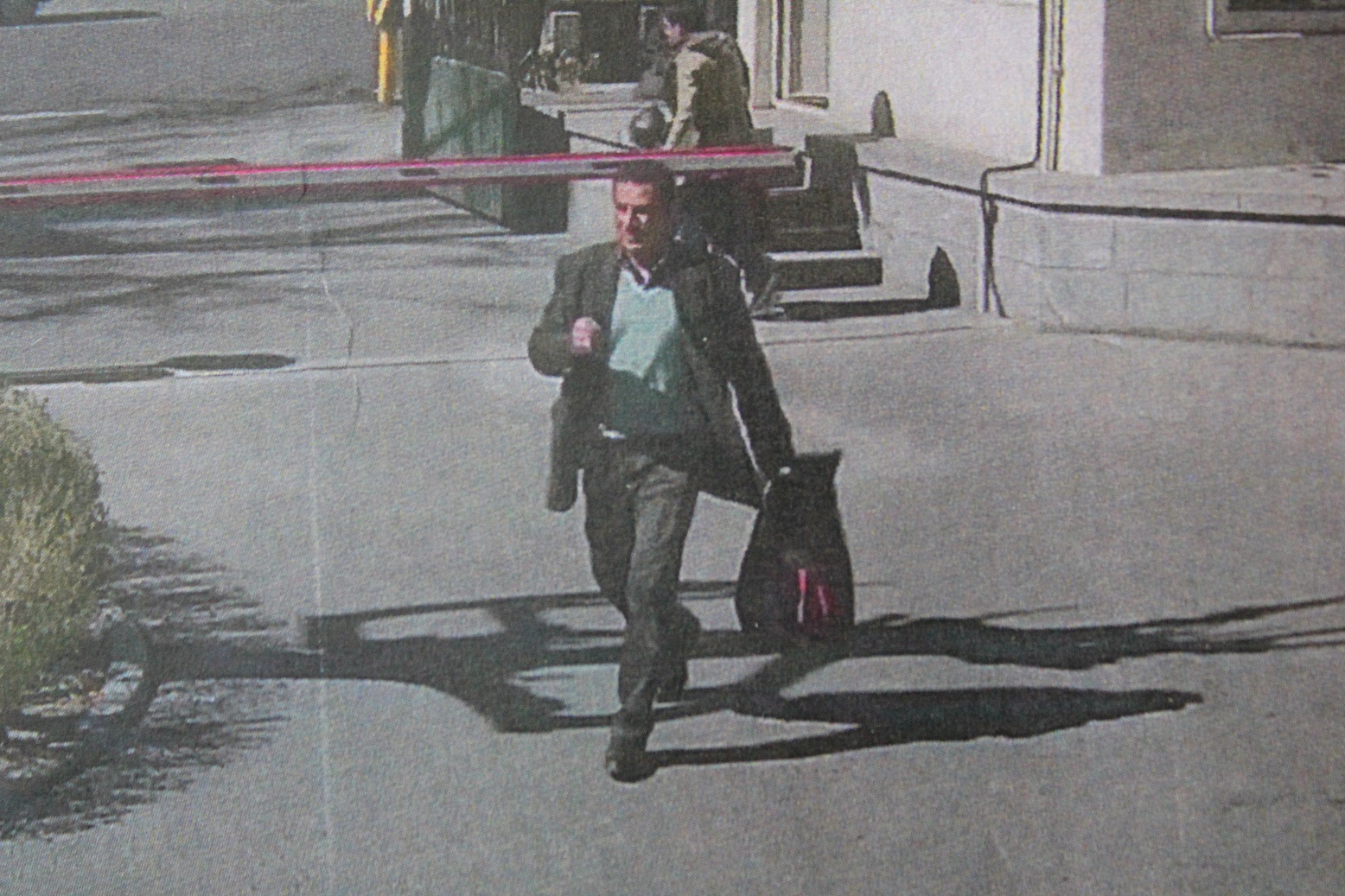 دزد خوابگاه دخترانه دانشگاه تهران را شناسایی کنید