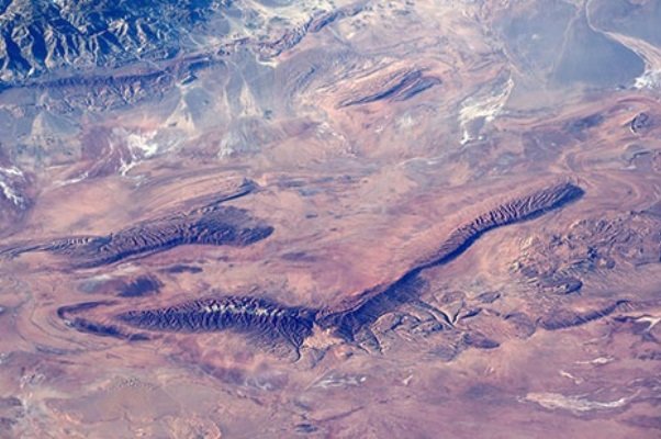 دشت کویر ایران را از ایستگاه فضایی مشاهده کنید دشت کویر ایران را از ایستگاه فضایی مشاهده کنید