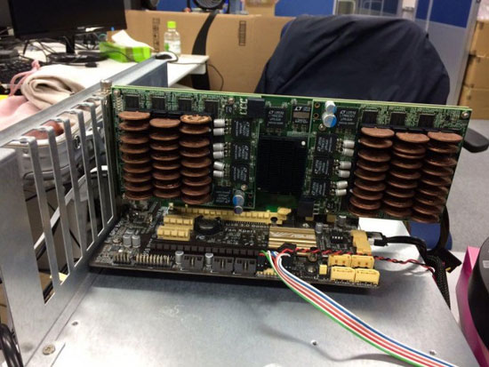 خنک کردن لپ‌تاپ با سکه‌های مسی! (+عکس)