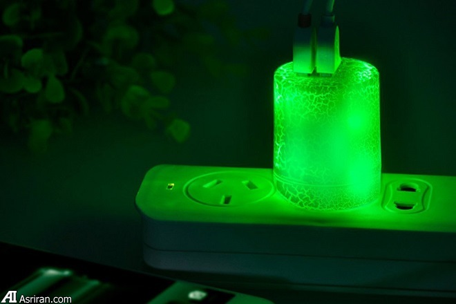 شارژری که در تاریکی می درخشد شارژری که در تاریکی می درخشد
