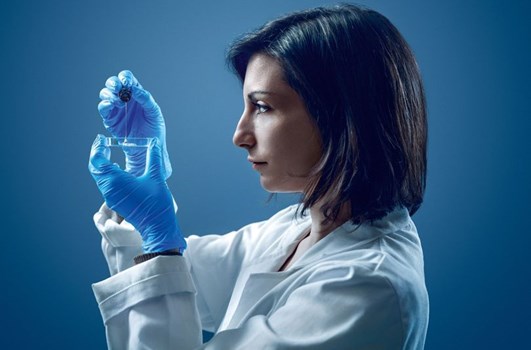 چسبی که جایگزین بخیه می شود چسبی که جایگزین بخیه می شود