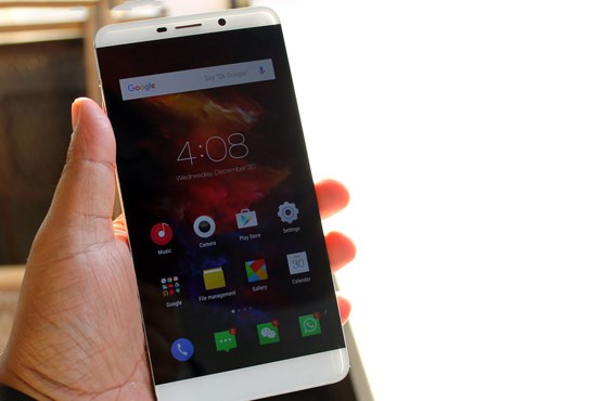 10 گوشی برتر اندرویدی دنیا را بشناسید