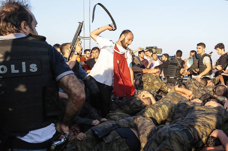 انقلاب اسلامی اردوغان در ترکیه !؟ انقلاب اسلامی اردوغان در ترکیه !؟