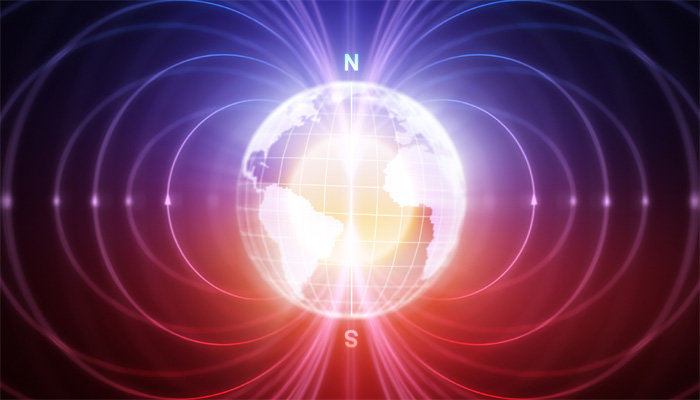 میدان مغناطیسی زمین بیشتر از دو قطب دارد!