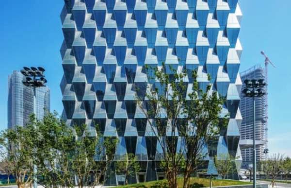 آسمانخراشی با نمای متفاوت در پکن آسمانخراشی با نمای متفاوت در پکن