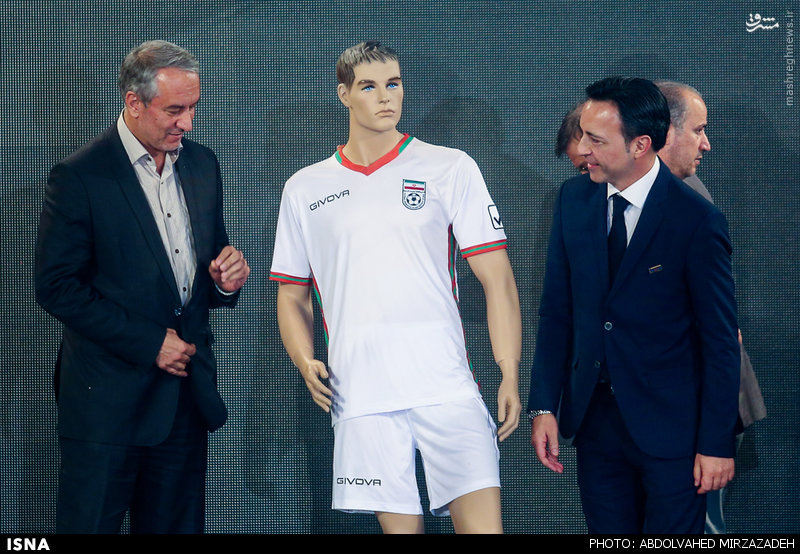 لباس‌های جشن حافظ برای ملی‌پوش‌های فوتبال؟!(طنزورزشی)