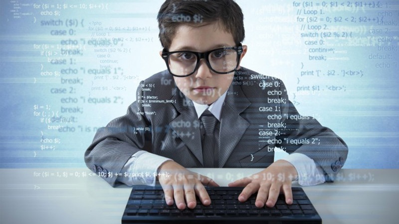 برنامهنویسی کودکان؛ ضرورت یا تجمل؟ برنامهنویسی کودکان؛ ضرورت یا تجمل؟