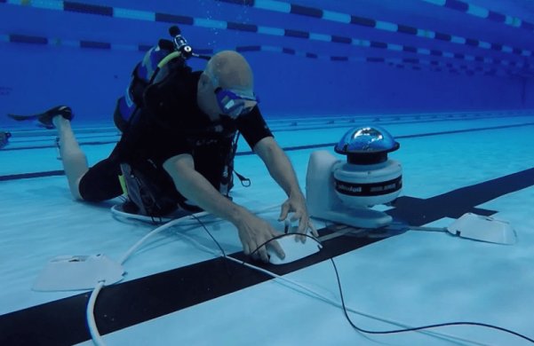 چرا آب استخرهای ریو سبز شد؟