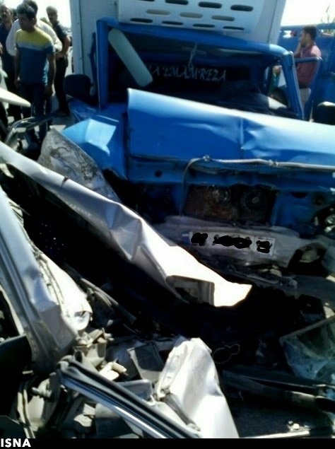 تصادف نیسان و پراید در بهشهر / 3 کشته (+عکس)