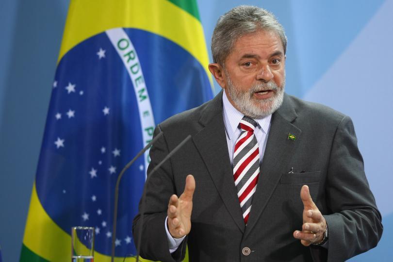 محاکمه رئیس جمهوری پیشین برزیل و همسرش به اتهام رشوه‌خواری و فساد مالی