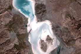 نسخه پیچی های احساسی برای نجات دریاچه ارومیه