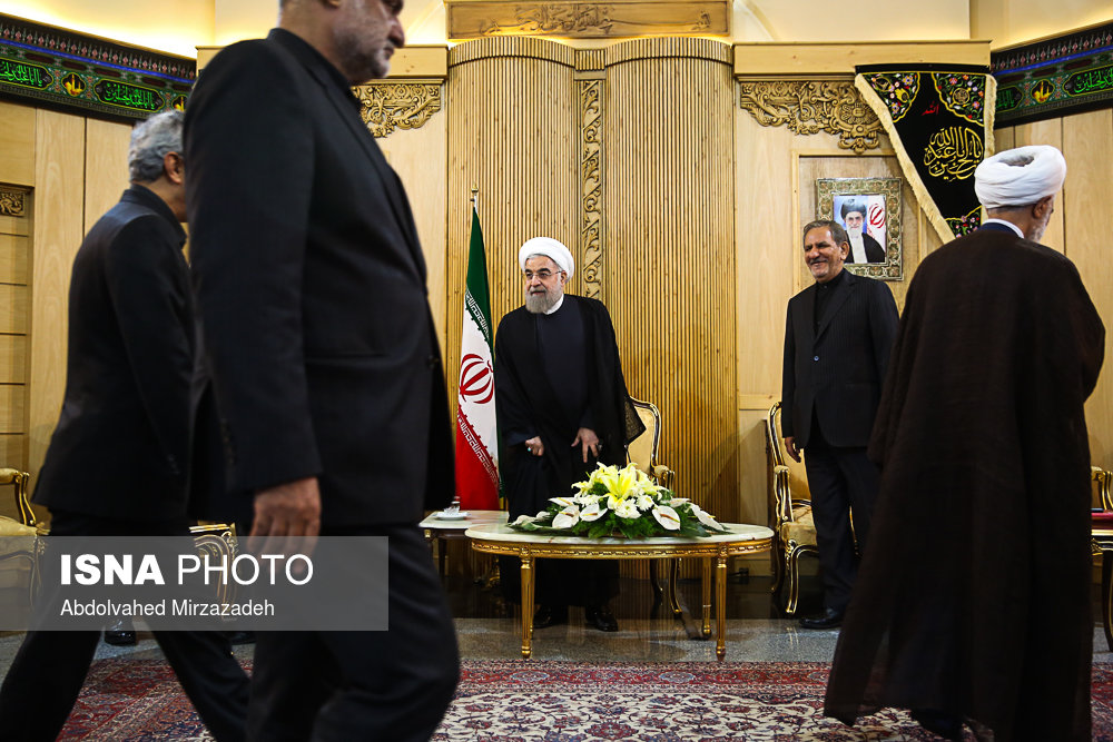 بازگشت روحانی از سفر به جنوب شرق آسیا (+عکس)